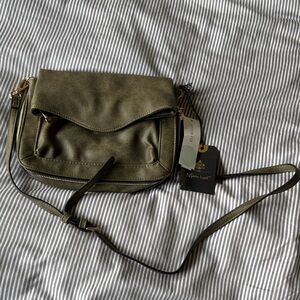 NWT Moda Luca Ela Fold Over Crossbody Purse in Olive